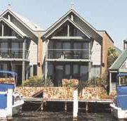 Slipway Holiday Villas - Hotel QLD