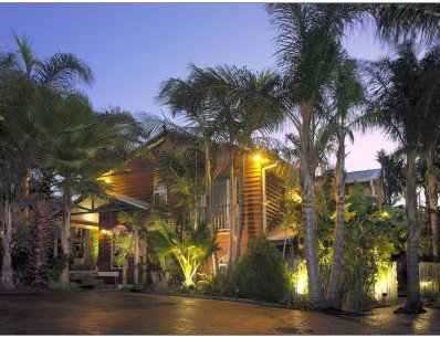 Fishermans Paradise NSW Hotel QLD