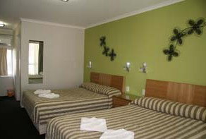 Queensgate Motel - Hotel QLD 4