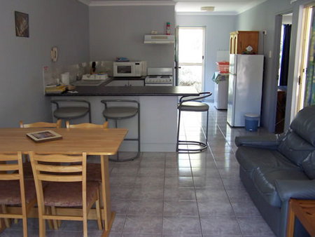 Palm Valley Motel And Holiday Units - Hotel QLD 2