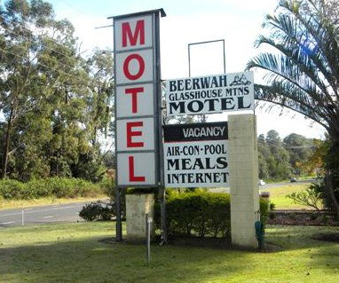 Beerwah Glasshouse Mountains Motel - Hotel QLD 2