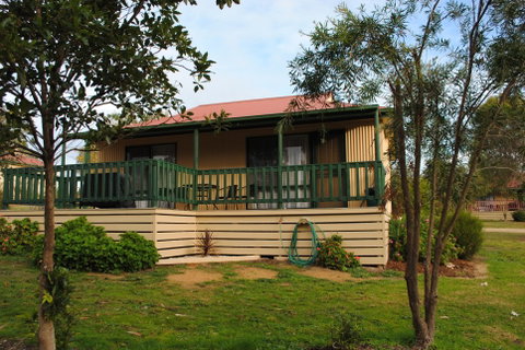 Lakes Entrance Country Cottages - Hotel QLD 2