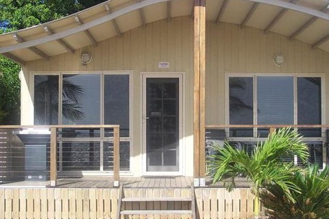 BIG4 Rollingstone Beach Caravan Resort - Hotel QLD 1