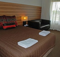 Red Cedars Motel - Hotel QLD