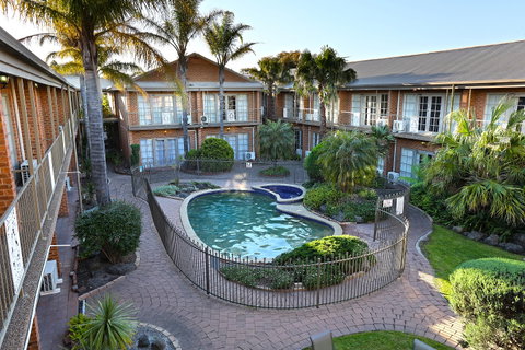Quality Hotel Melbourne Airport - Hotel QLD 0