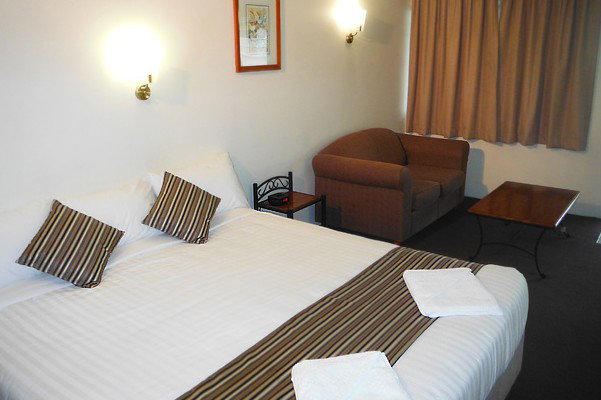 Hotel QLD