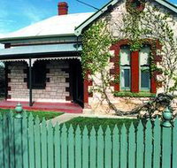 Naracoorte Cottages - Smith Street Villa - Hotel QLD