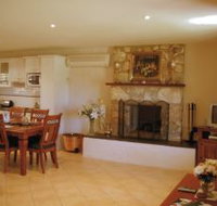 Sherwood Cottages Country Retreat - Hotel QLD