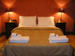 The Dove Cote - Hotel QLD 1