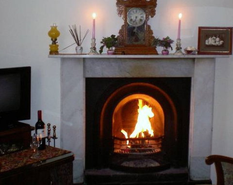 Norma's Place - Hotel QLD 4