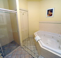 St Helens Cottages- Coach House - Hotel QLD