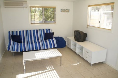 Coffin Bay Escape - Hotel QLD 3