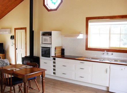 The Old Oak Bed And Breakfast - The Shearing Quarters - Hotel QLD 0