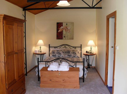 The Old Oak Bed And Breakfast - The Shearing Quarters - Hotel QLD 1