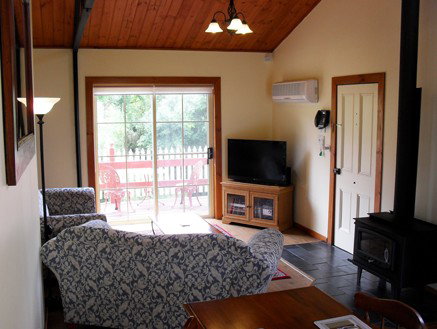 The Old Oak Bed And Breakfast - The Shearing Quarters - Hotel QLD 2