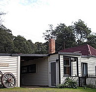 Glenbrook House and Cottage - Hotel QLD