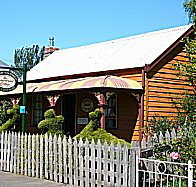 Westbury Gingerbread Cottages - The - Hotel QLD