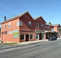 Mole Creek Hotel - Hotel QLD
