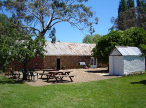 Somercotes - Hotel QLD 4