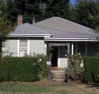 Honeysuckle Cottage Jingellic - Hotel QLD