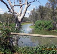 The Shanty Waterside Cottages - Hotel QLD