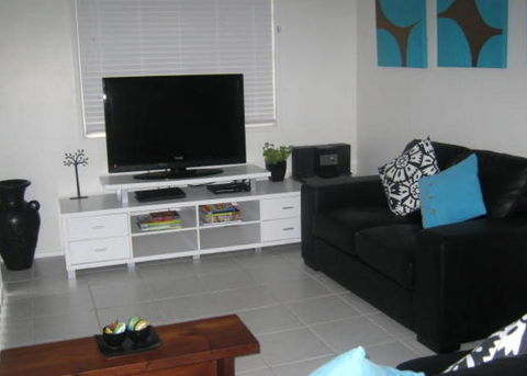 Campwin Beach House Bed And Breakfast - Hotel QLD 4