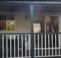 Windmill Caravan Park - Hotel QLD