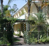 Bayshores Holiday Apartments - Hotel QLD