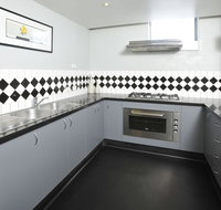 Sleep and Go Hotel Preston - Hotel QLD