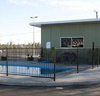 Dooleys Capella Tavern and Motel