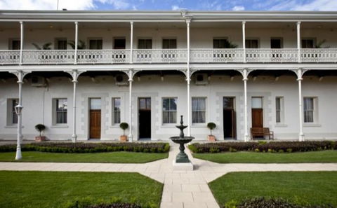 Denison Boutique Hotel - Hotel QLD 0