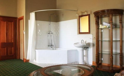 Denison Boutique Hotel - Hotel QLD 2