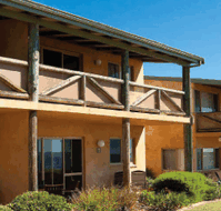 Canal Rocks Beachfront Apartments - Hotel QLD