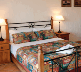 Canal Rocks Beachfront Apartments - Hotel QLD 1