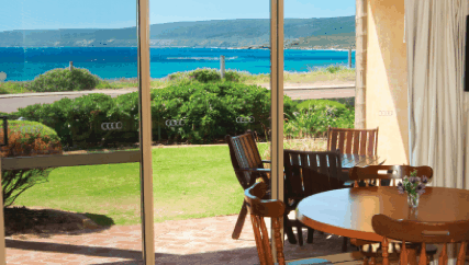 Canal Rocks Beachfront Apartments - Hotel QLD 2