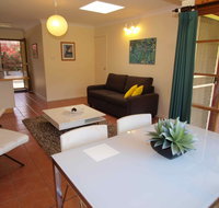 Bright Highland Valley Cottages - Hotel QLD