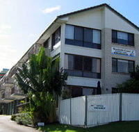 Beachside Court - Hotel QLD