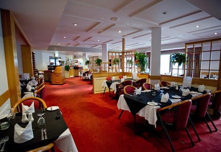 Centrepoint Motor Inn - Hotel QLD 2