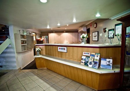 Centrepoint Motor Inn - Hotel QLD 3