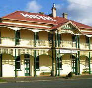 Branxholm Hotel - Hotel QLD