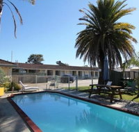 Albatross Motor Inn - Hotel QLD