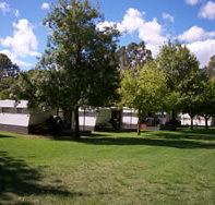 Riverbend Caravan Park - Hotel QLD