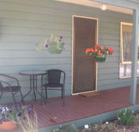 Waterfall Cottage - Hotel QLD