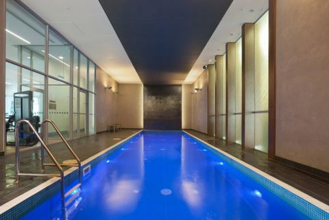 28 Nights - Hotel QLD 3