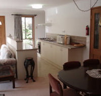 Adrienne's Place On Hill - Hotel QLD