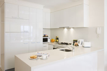 Melbourne Short Stay Apartments On Whiteman - Hotel QLD 6