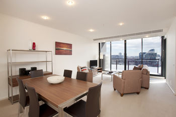 Melbourne Short Stay Apartments On Whiteman - Hotel QLD 8