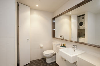 Melbourne Short Stay Apartments On Whiteman - Hotel QLD 9