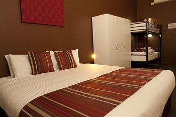 Urban Central Accommodation - Hostel - Hotel QLD 3