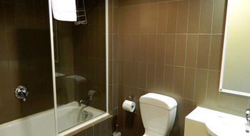Urban Central Accommodation - Hostel - Hotel QLD 32
